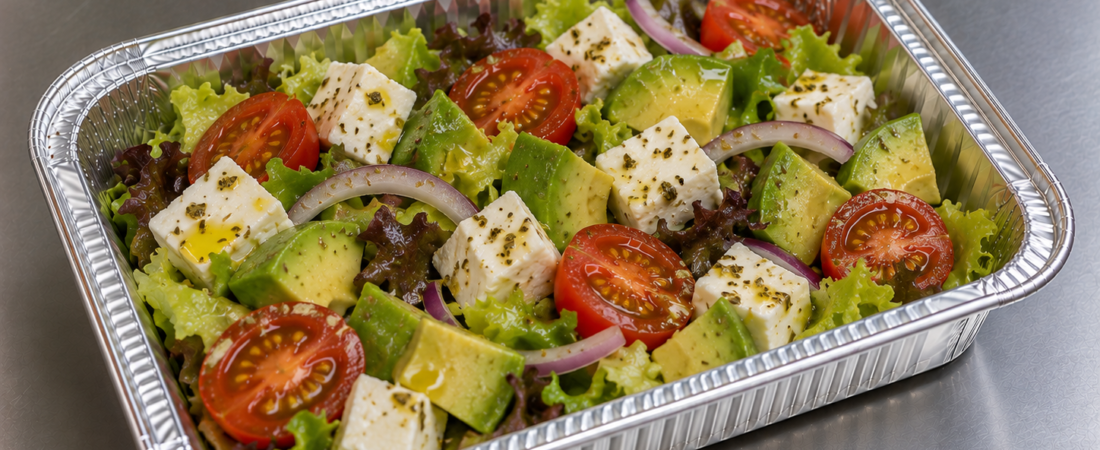 Ensalada de aguacate y queso fresco